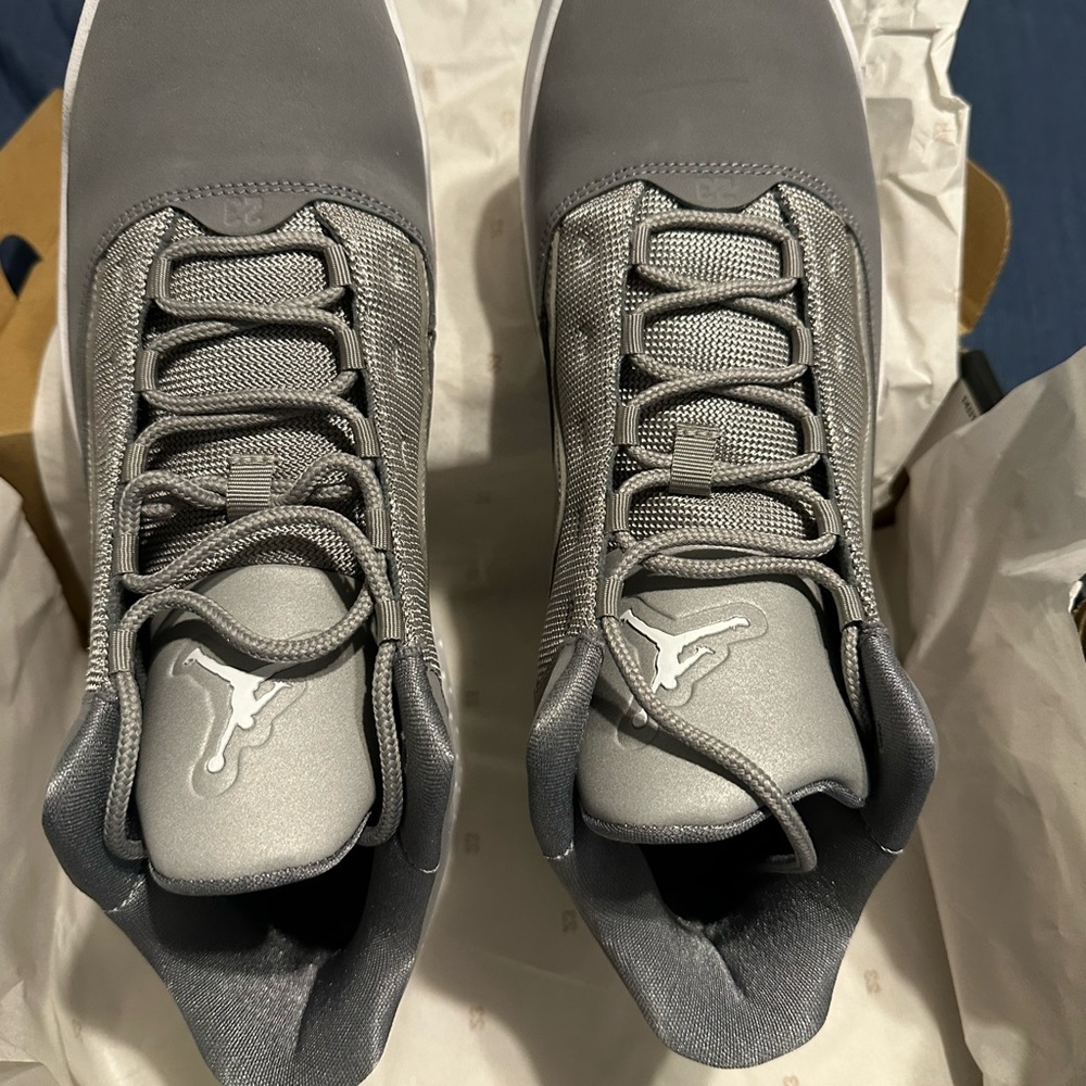 Men's Jordan Max Aura 2 - Picture 2 of 7